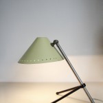 Pinokkio tafellamp van H. Busquet voor Hala, 1956. Te koop bij VanOnS, € 245